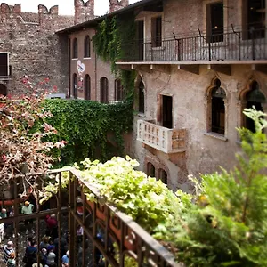 Relais Balcone Di Giulietta Gasthof