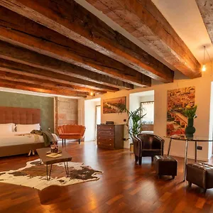  Pensión Aurelia Luxury - Piazza Delle Erbe